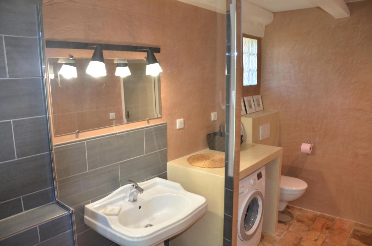 Apartamento Le Jas Des Parpaillous LʼIsle-sur-la-Sorgue Exterior foto